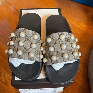 Gucci Pearl Studded Spike Supreme GG Slide